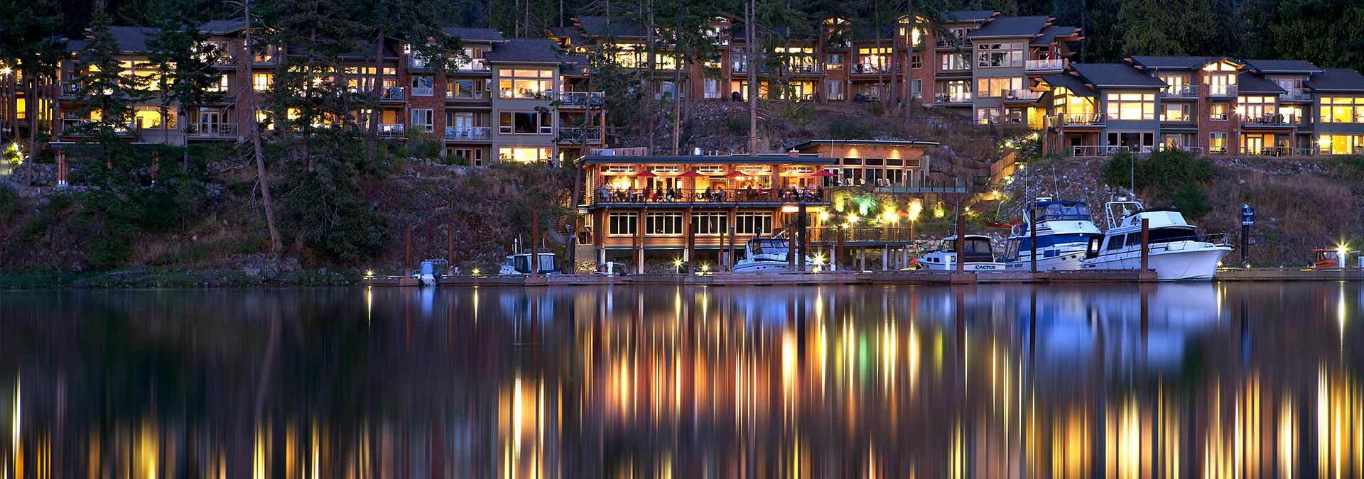 Painted Boat Resort Spa And Marina Madeira Park Екстер'єр фото